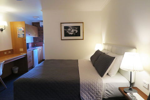 Summerhill Motor Inn - St Kilda Accommodation 4