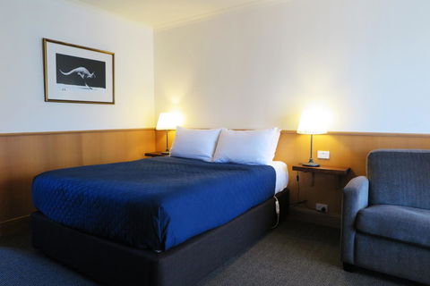 Summerhill Motor Inn - St Kilda Accommodation 2
