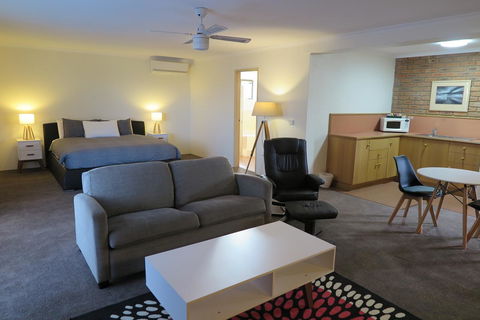 Summerhill Motor Inn - St Kilda Accommodation 38