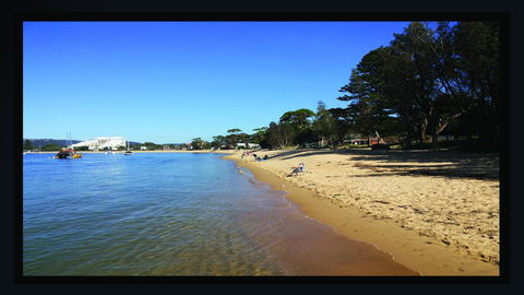 BASE Holidays - Ettalong Beach Premium Apartments - St Kilda Accommodation 1