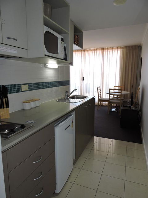 BASE Holidays - Ettalong Beach Premium Apartments - St Kilda Accommodation 10