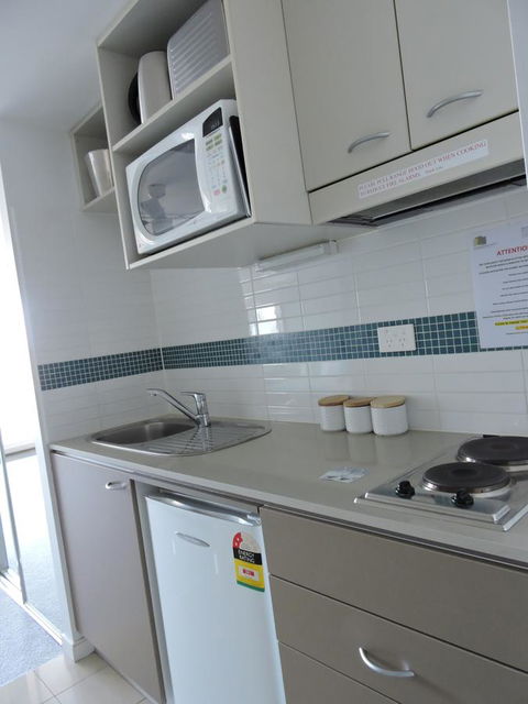 BASE Holidays - Ettalong Beach Premium Apartments - St Kilda Accommodation 21