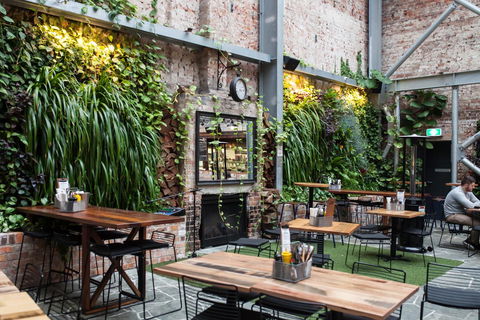 The Lucky Hotel - St Kilda Accommodation 12