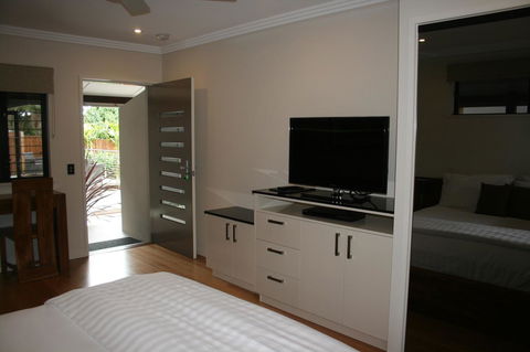 Aabi's At Byron - St Kilda Accommodation 40
