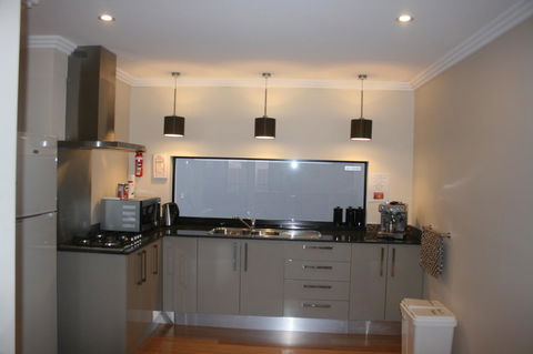 Aabi's At Byron - St Kilda Accommodation 44