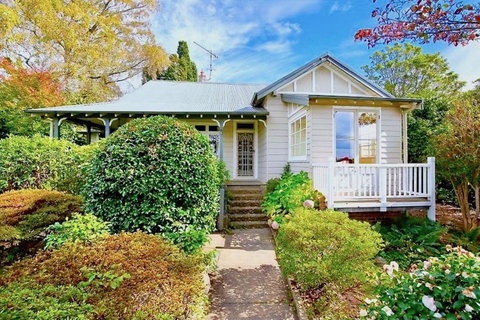 Dangal Gardens - St Kilda Accommodation 0