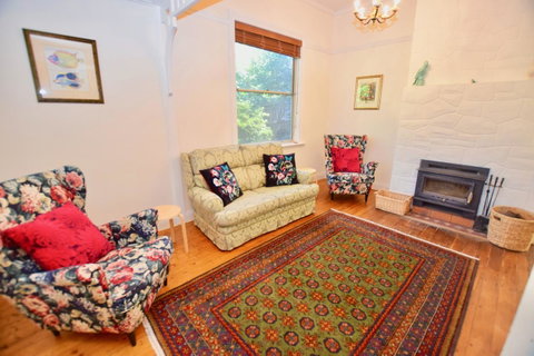 Dangal Gardens - St Kilda Accommodation 9