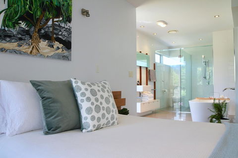 Casuarina Beachfront House - Hostie Properties - St Kilda Accommodation 9