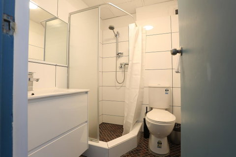 Little Coogee Hotel - St Kilda Accommodation 1