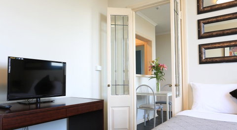 Little Coogee Hotel - St Kilda Accommodation 10