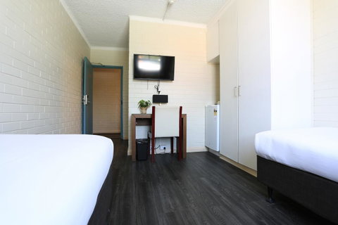 Little Coogee Hotel - St Kilda Accommodation 28
