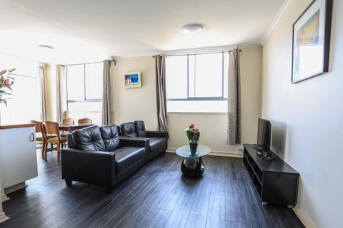 Little Coogee Hotel - St Kilda Accommodation 20