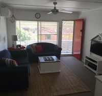 Tomaree Lodge - St Kilda Accommodation