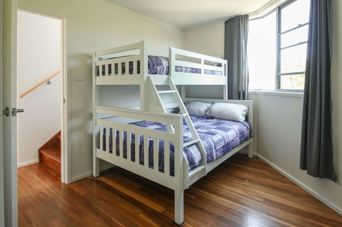 Valla's Beach House - St Kilda Accommodation 18