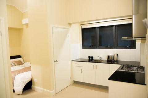 T&M HOUSE - St Kilda Accommodation 17