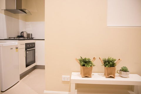 T&M HOUSE - St Kilda Accommodation 14