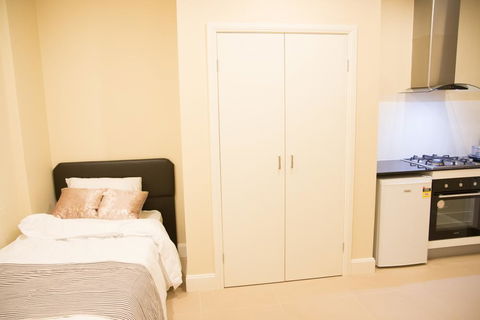 T&M HOUSE - St Kilda Accommodation 25