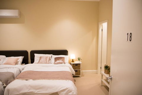 T&M HOUSE - St Kilda Accommodation 44