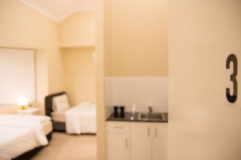 T&M HOUSE - St Kilda Accommodation 16