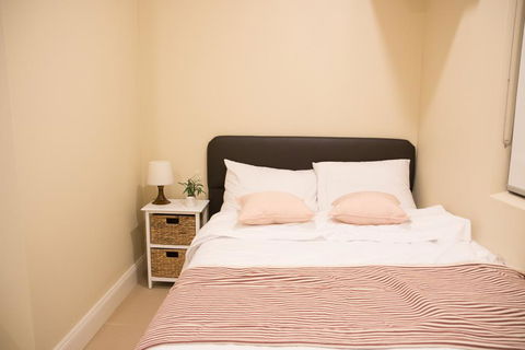 T&M HOUSE - St Kilda Accommodation 24