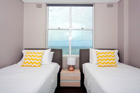 Gorgeous Coogee Views 2 Beds WT21 - St Kilda Accommodation 1