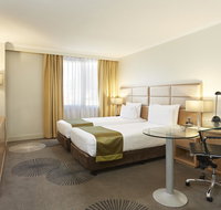 Holiday Inn Parramatta - St Kilda Accommodation