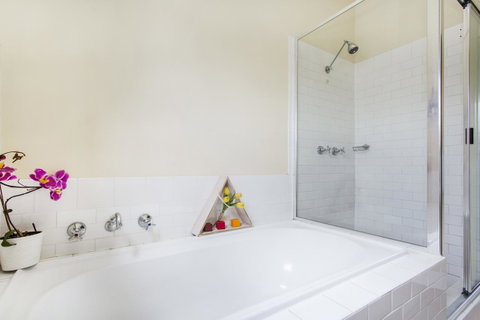 Sydney Harbour Bed And Breakfast - St Kilda Accommodation 23
