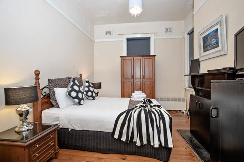 Sydney Harbour Bed And Breakfast - St Kilda Accommodation 3