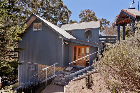 Pure Chalet Thredbo - St Kilda Accommodation 42