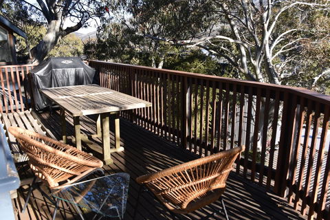 Pure Chalet Thredbo - St Kilda Accommodation 1