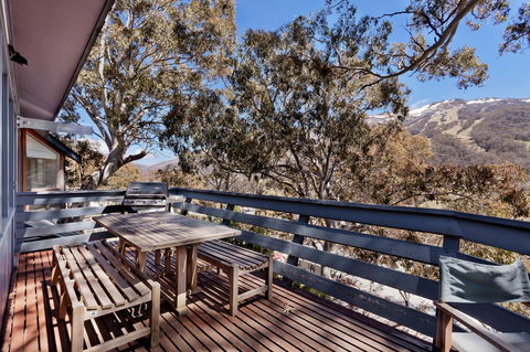 Pure Chalet Thredbo - St Kilda Accommodation 37