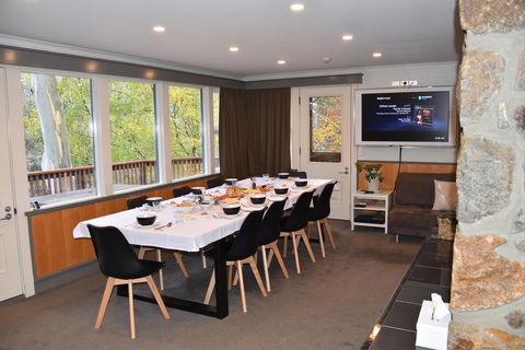 Pure Chalet Thredbo - St Kilda Accommodation 3