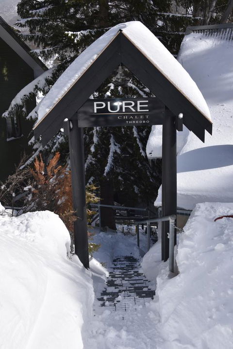 Pure Chalet Thredbo - St Kilda Accommodation 7