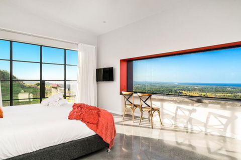 Sundays At Byron - St Kilda Accommodation 12