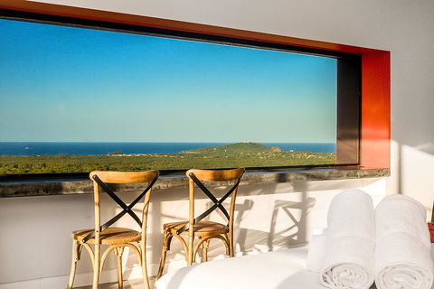 Sundays At Byron - St Kilda Accommodation 4