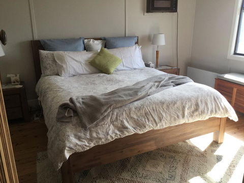 Caledonia Cottage - St Kilda Accommodation 18