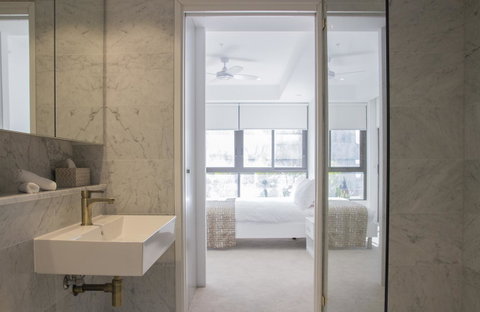 Brand New One Bedroom Apartment In Bondi Junction - St Kilda Accommodation 6