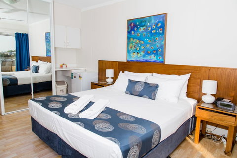 Cullen Bay Resorts - St Kilda Accommodation 7