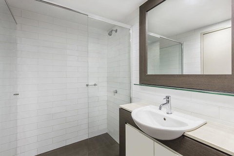 Adina Apartment Hotel Darwin Waterfront - St Kilda Accommodation 1