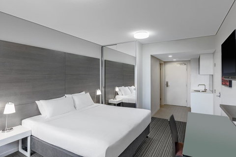 Adina Apartment Hotel Darwin Waterfront - St Kilda Accommodation 14
