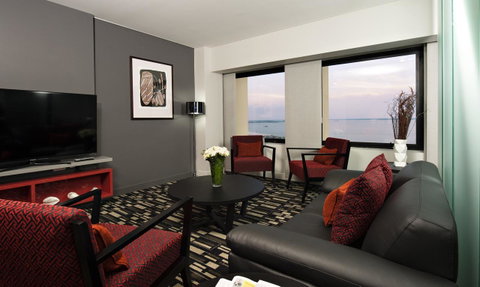 Hilton Darwin - St Kilda Accommodation 11