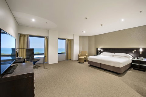 Hilton Darwin - St Kilda Accommodation 33