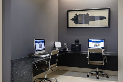 Hilton Darwin - St Kilda Accommodation 19