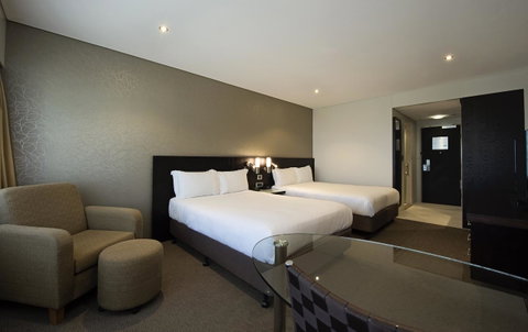 Hilton Darwin - St Kilda Accommodation 27