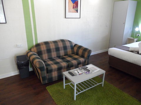 Alice On Todd Apartments - St Kilda Accommodation 22