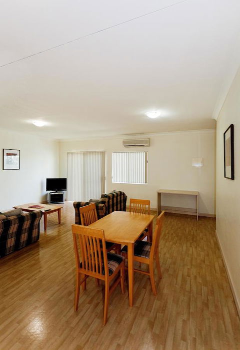 Alice On Todd Apartments - St Kilda Accommodation 7