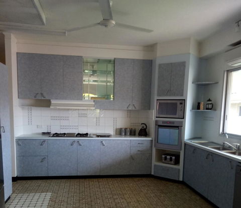 Arafura Blue - St Kilda Accommodation 10