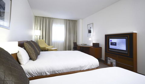 Novotel Canberra - St Kilda Accommodation 20