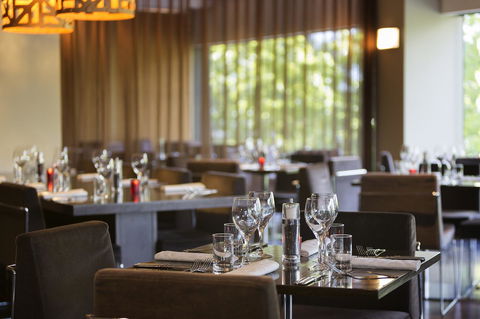 Novotel Canberra - St Kilda Accommodation 12