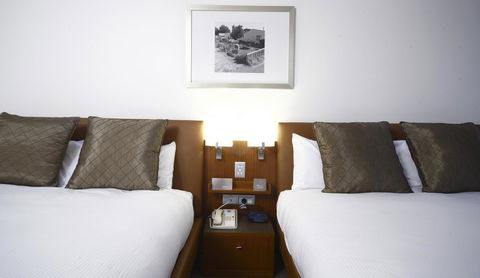 Novotel Canberra - St Kilda Accommodation 18